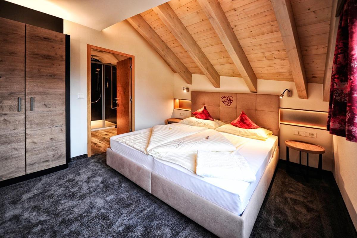 Hotel Garni Stefanie Ischgl Kültér fotó