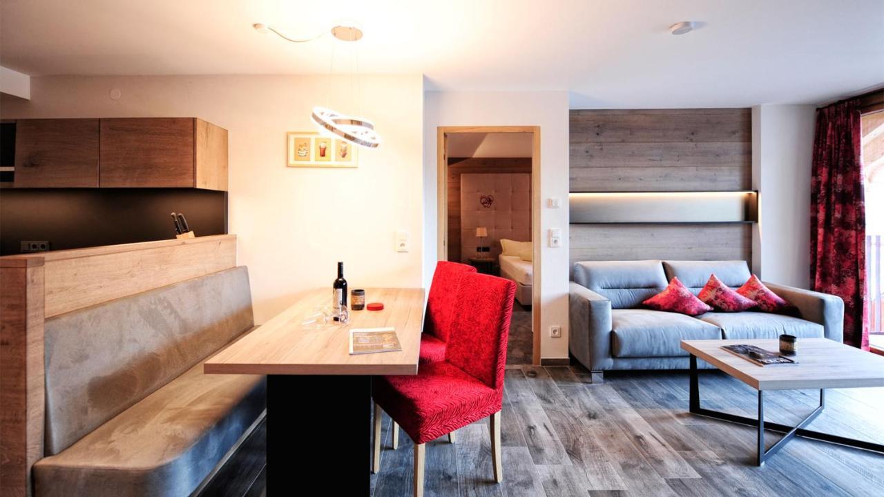 Hotel Garni Stefanie Ischgl Kültér fotó